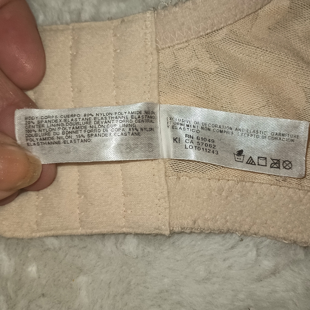 Wacoal 85567 Full Figure Awareness Bra Underwire Lined Bra Nude 38DDD - Picture 4 of 6